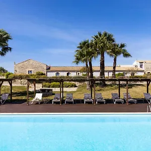 Hotel Masseria Del Carrubo Noto
